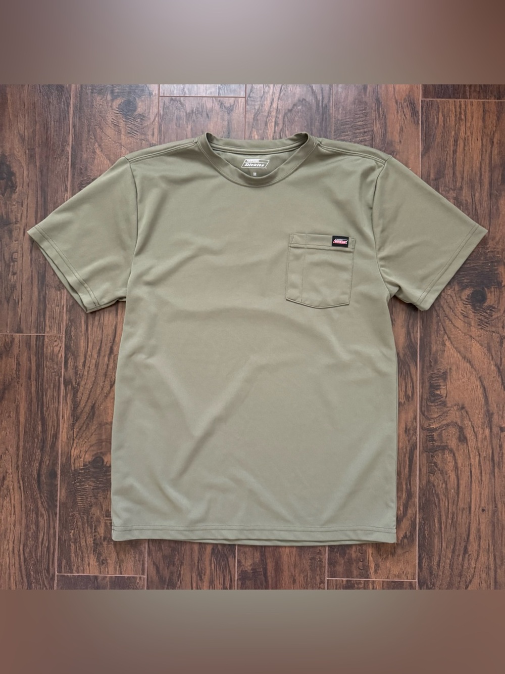 Genuine Dickies Size Medium Olive Green Relaxed Fit Performance Tee Shirt